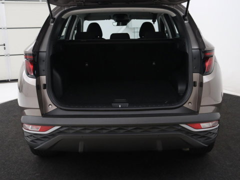 Hyundai Tucson 1.6 T-GDI PHEV Comfort 4WD | SOH 97,9% | Adaptive cruise | Camera | Carplay | Navigatie | Climate control | Parkeerhulp | 19'' | Digital Cockpit | DAB | Bluetooth | Plug In
