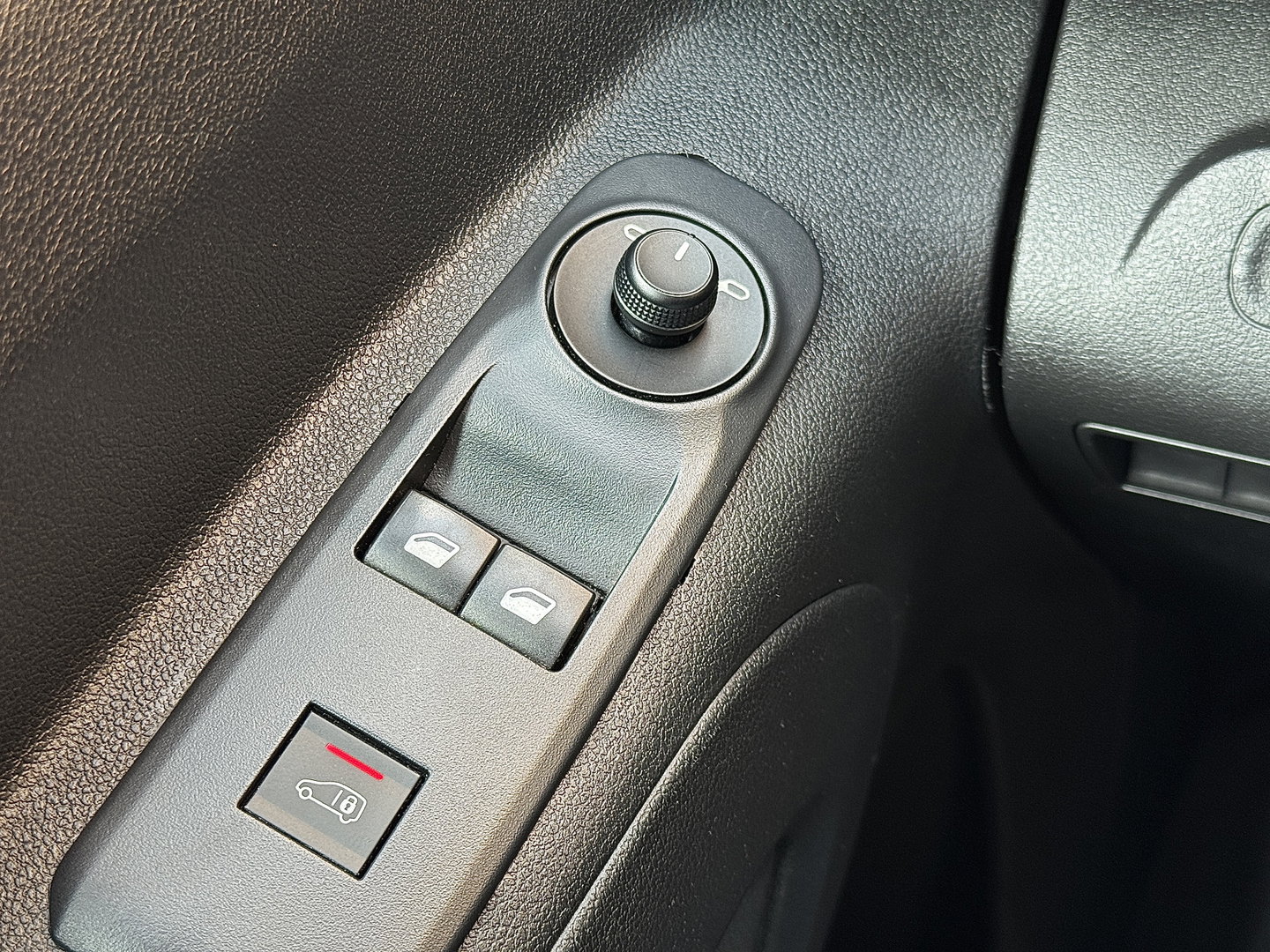 Citroën Berlingo 1.5 BlueHDI Control | Marge | Apple Carplay | Android Auto | Navigatie | Cruise Control | Parkeersensoren | Airconditioning | Bluetooth | Automatische Verlichting | Elektrische Spiegels |
