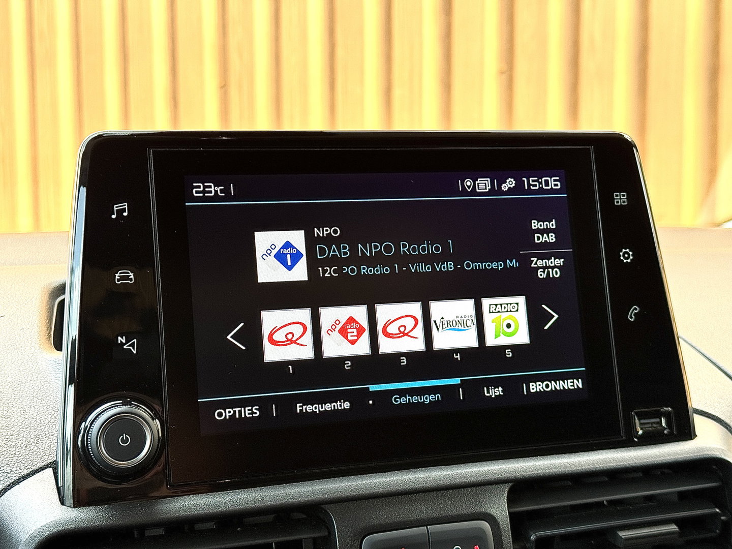 Citroën Berlingo 1.5 BlueHDI Control | Apple Carplay | Android Auto | Navigatie | Cruise Control | Parkeersensoren | Airconditioning | Bluetooth | Automatische Verlichting | Elektrische Spiegels |