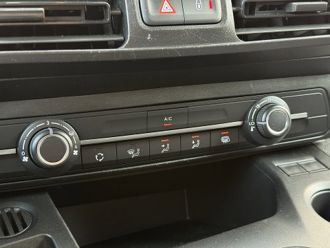 Citroën Berlingo 1.5 BlueHDI Control | Apple Carplay | Android Auto | Navigatie | Cruise Control | Parkeersensoren | Airconditioning | Bluetooth | Automatische Verlichting | Elektrische Spiegels |