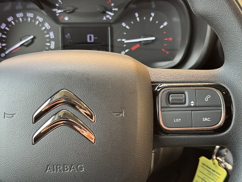 Citroën Berlingo 1.5 BlueHDI Control | Apple Carplay | Android Auto | Navigatie | Cruise Control | Parkeersensoren | Airconditioning | Bluetooth | Automatische Verlichting | Elektrische Spiegels |