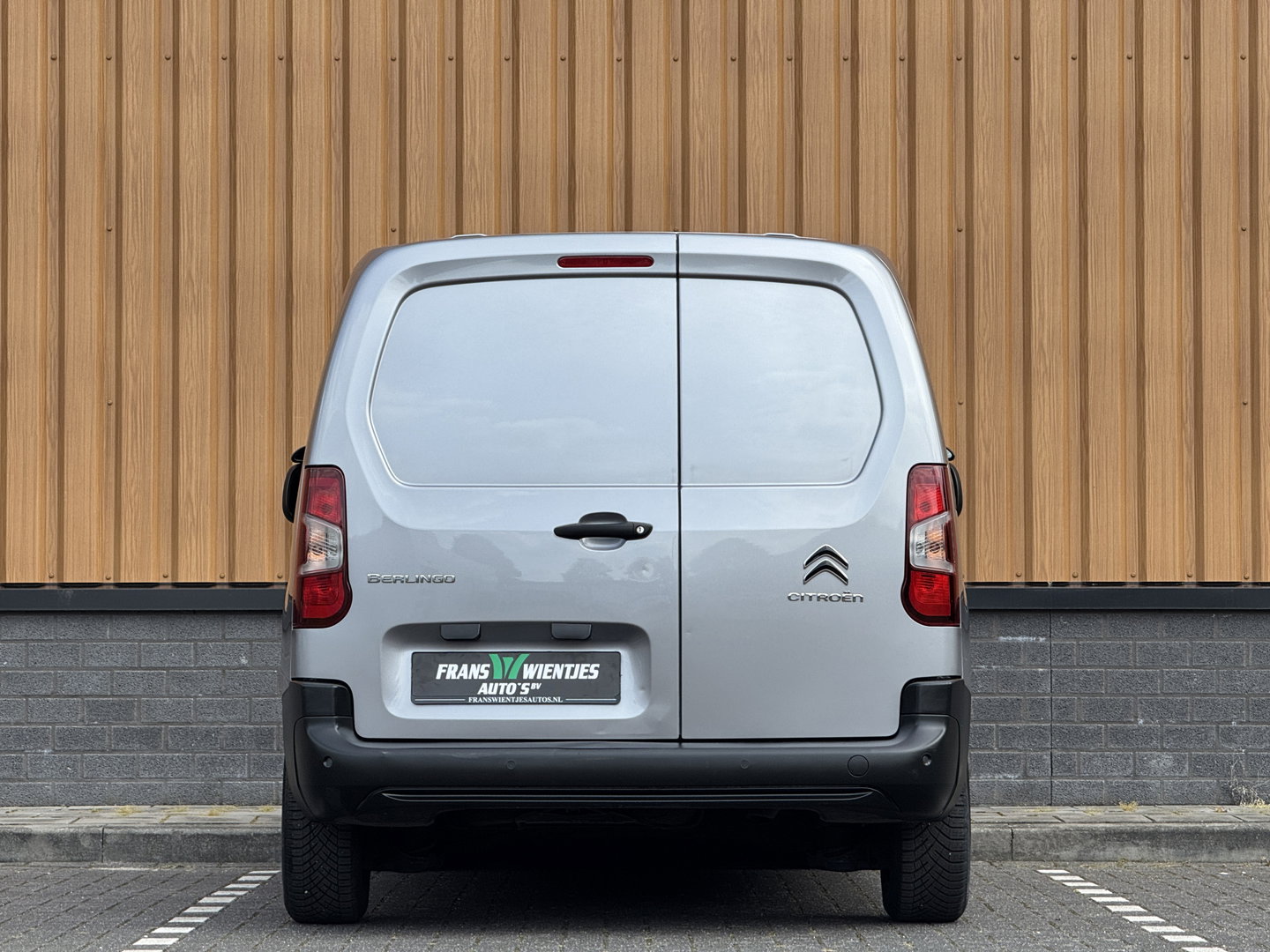 Citroën Berlingo 1.5 BlueHDI Control | Apple Carplay | Android Auto | Navigatie | Cruise Control | Parkeersensoren | Airconditioning | Bluetooth | Automatische Verlichting | Elektrische Spiegels |