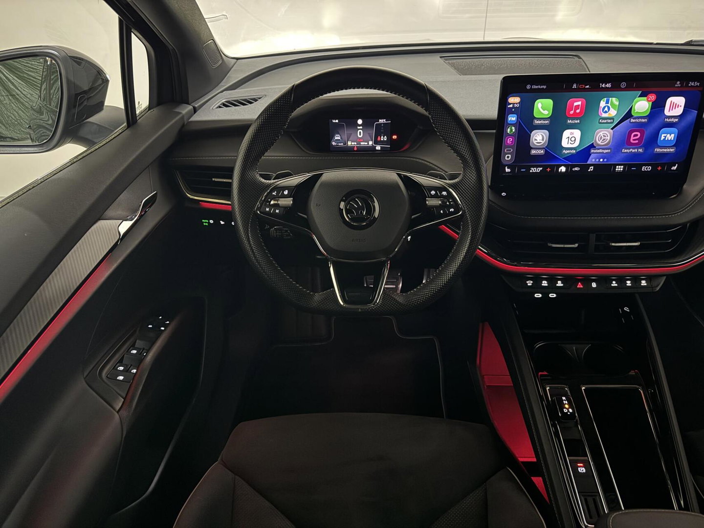 Škoda Enyaq iV 60 Sportline SOH 87% Carplay Camera Sfeerver. Stoel/Stuur verwarming