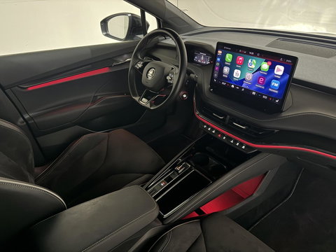 Škoda Enyaq iV 60 Sportline SOH 87% Carplay Camera Sfeerver. Stoel/Stuur verwarming