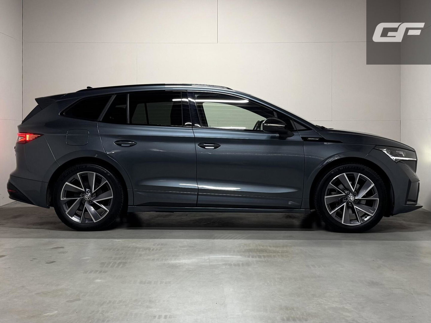 Škoda Enyaq iV 60 Sportline SOH 87% Carplay Camera Sfeerver. Stoel/Stuur verwarming