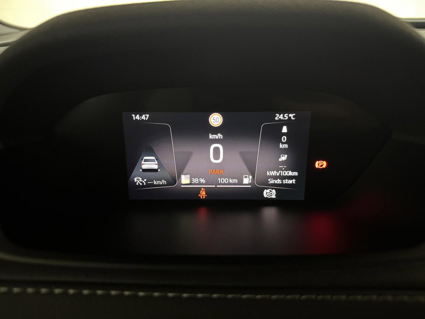 Škoda Enyaq iV 60 Sportline SOH 87% Carplay Camera Sfeerver. Stoel/Stuur verwarming