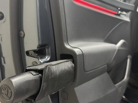 Škoda Enyaq iV 60 Sportline SOH 87% Carplay Camera Sfeerver. Stoel/Stuur verwarming