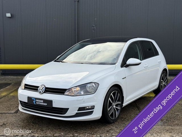 Volkswagen Golf - 1.2 TSI CUP Edition PANORAMADAK