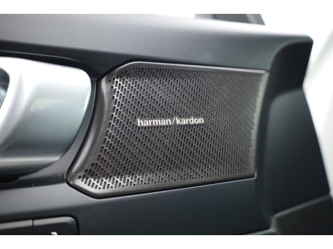 Volvo XC40 1.5 T5 Recharge Inscription SOH 93,9% | Pilot Assist | All Season | Apple CarPlay & Android Auto | Harman Kardon | Stoel-Stuurverw.