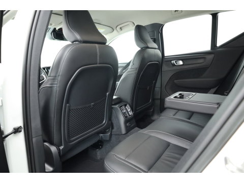 Volvo XC40 1.5 T5 Recharge Inscription SOH 93,9% | Pilot Assist | All Season | Apple CarPlay & Android Auto | Harman Kardon | Stoel-Stuurverw.
