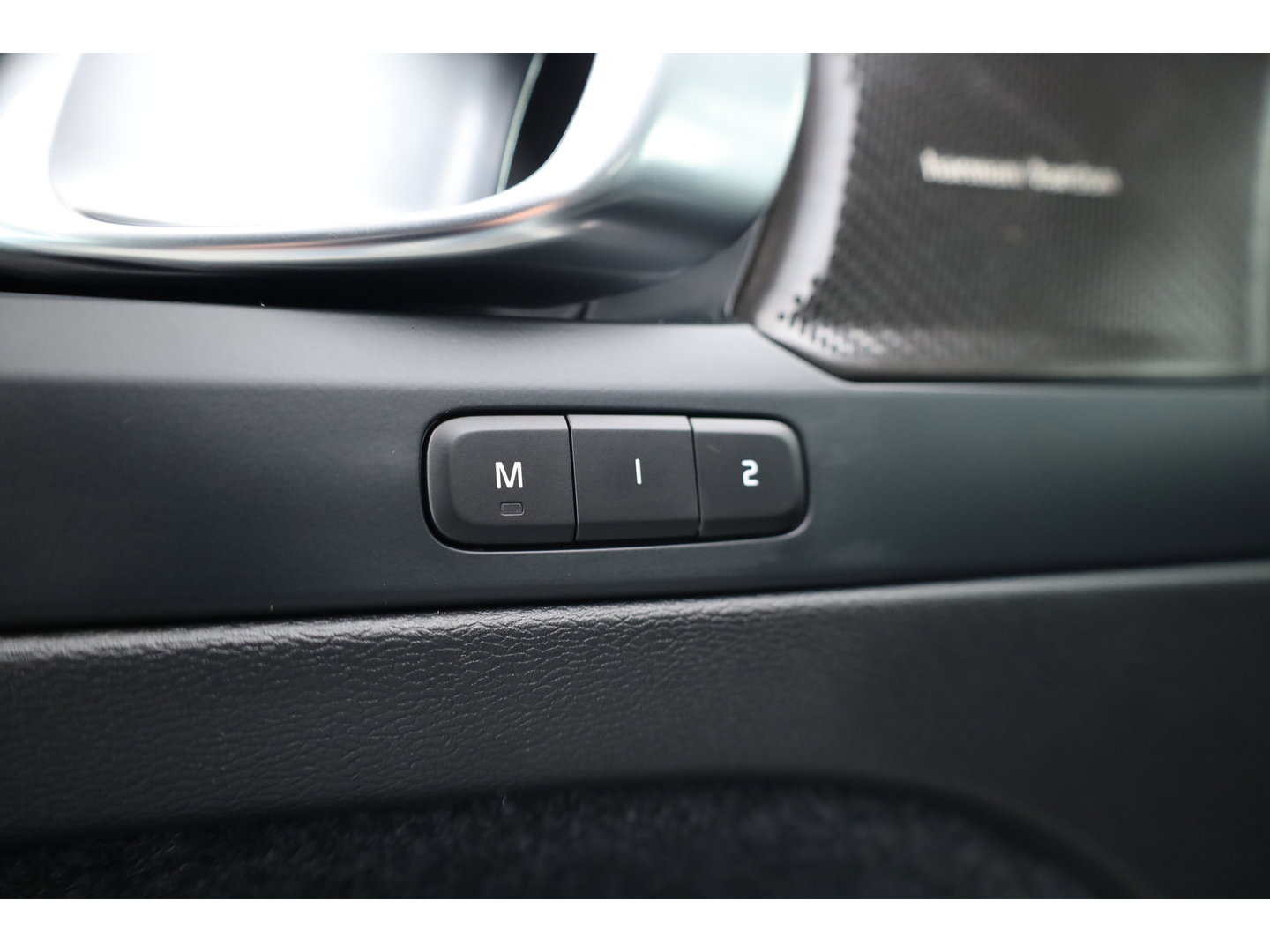 Volvo XC40 1.5 T5 Recharge Inscription SOH 93,9% | Pilot Assist | All Season | Apple CarPlay & Android Auto | Harman Kardon | Stoel-Stuurverw.