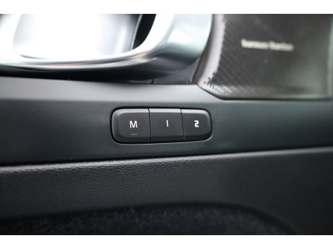 Volvo XC40 1.5 T5 Recharge Inscription SOH 93,9% | Pilot Assist | All Season | Apple CarPlay & Android Auto | Harman Kardon | Stoel-Stuurverw.