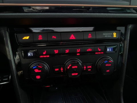 SEAT Leon ST 2.0 TSI 4DRIVE CUPRA Ultimate Pano|Carbon|Keyless