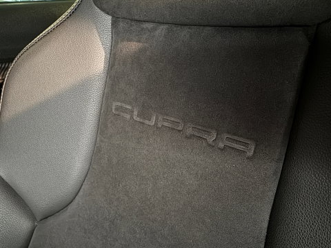 SEAT Leon ST 2.0 TSI 4DRIVE CUPRA Ultimate Pano|Carbon|Keyless