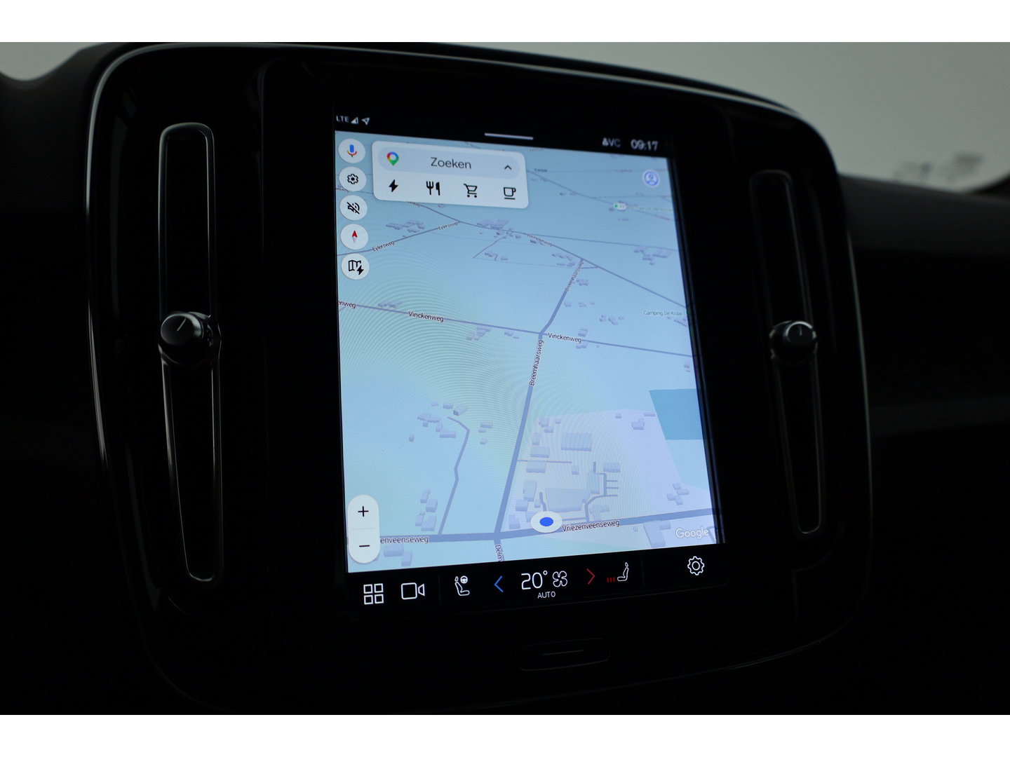 Volvo C40 Recharge Plus 69 kWh | Pano | Elek. Trekhaak | Stoel- Stuurverw. | Pilot Assist | Camera | Apple CarPlay