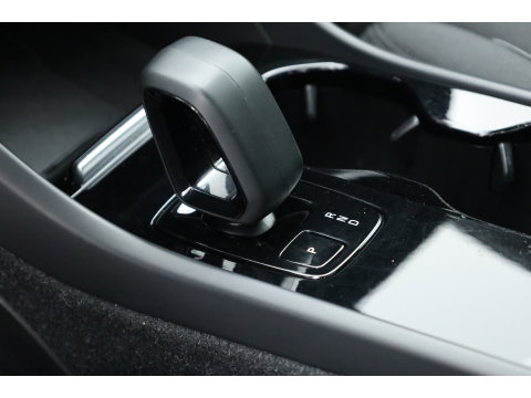 Volvo C40 Recharge Plus 69 kWh | Pano | Elek. Trekhaak | Stoel- Stuurverw. | Pilot Assist | Camera | Apple CarPlay