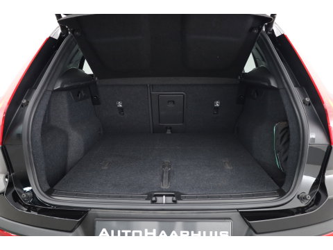 Volvo XC40 Single Motor Plus 69 kWh | SOH 94.4% | Adapt. Cruise | Keyless | Stoel-Stuurverw. | All Season | Camera | 19"