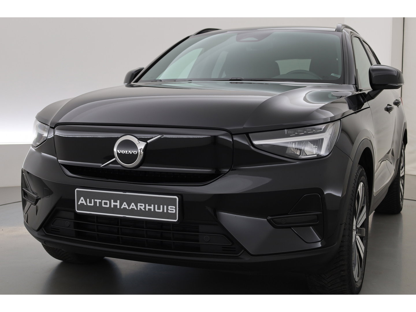 Volvo XC40 Single Motor Plus 69 kWh | SOH 94.4% | Adapt. Cruise | Keyless | Stoel-Stuurverw. | All Season | Camera | 19"