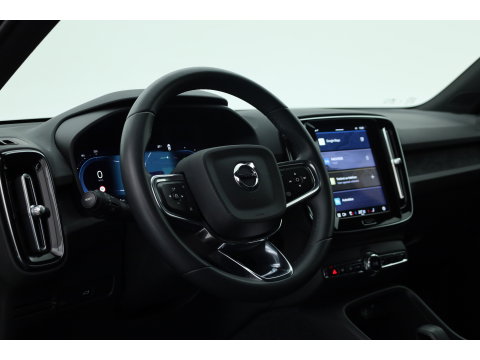 Volvo XC40 Single Motor Plus 69 kWh | SOH 94.4% | Adapt. Cruise | Keyless | Stoel-Stuurverw. | All Season | Camera | 19"