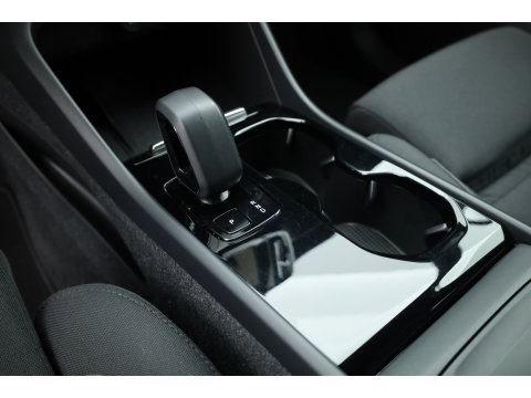 Volvo XC40 Single Motor Plus 69 kWh | SOH 94.4% | Adapt. Cruise | Keyless | Stoel-Stuurverw. | All Season | Camera | 19"