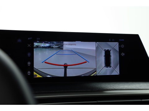 Peugeot 3008 1.2 Hybrid 136 Allure | Dig. Cockpit | Keyless | 360cam | Adapt. Cruise | Trekhaak | All Season | Apple Carplay & Android Auto