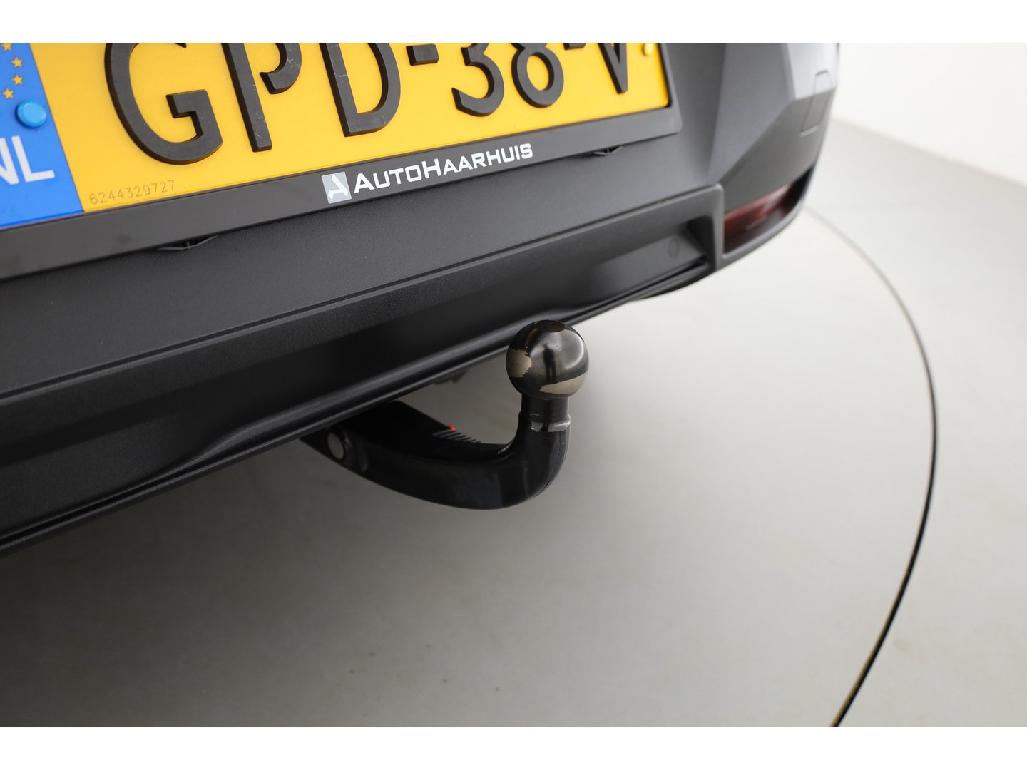 Peugeot 3008 1.2 Hybrid 136 Allure | Dig. Cockpit | Keyless | 360cam | Adapt. Cruise | Trekhaak | All Season | Apple Carplay & Android Auto