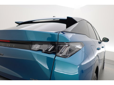 Peugeot 3008 1.2 Hybrid 136 Allure | Dig. Cockpit | Keyless | 360cam | Adapt. Cruise | Trekhaak | All Season | Apple Carplay & Android Auto
