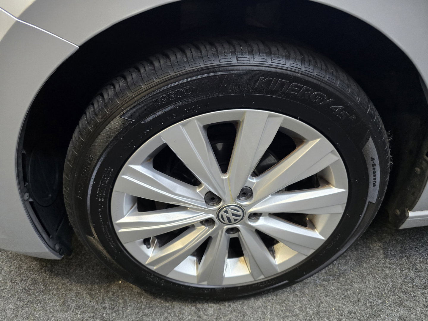 Volkswagen Polo 1.0 TSI Highline Clima Cruise Navi PDC LM