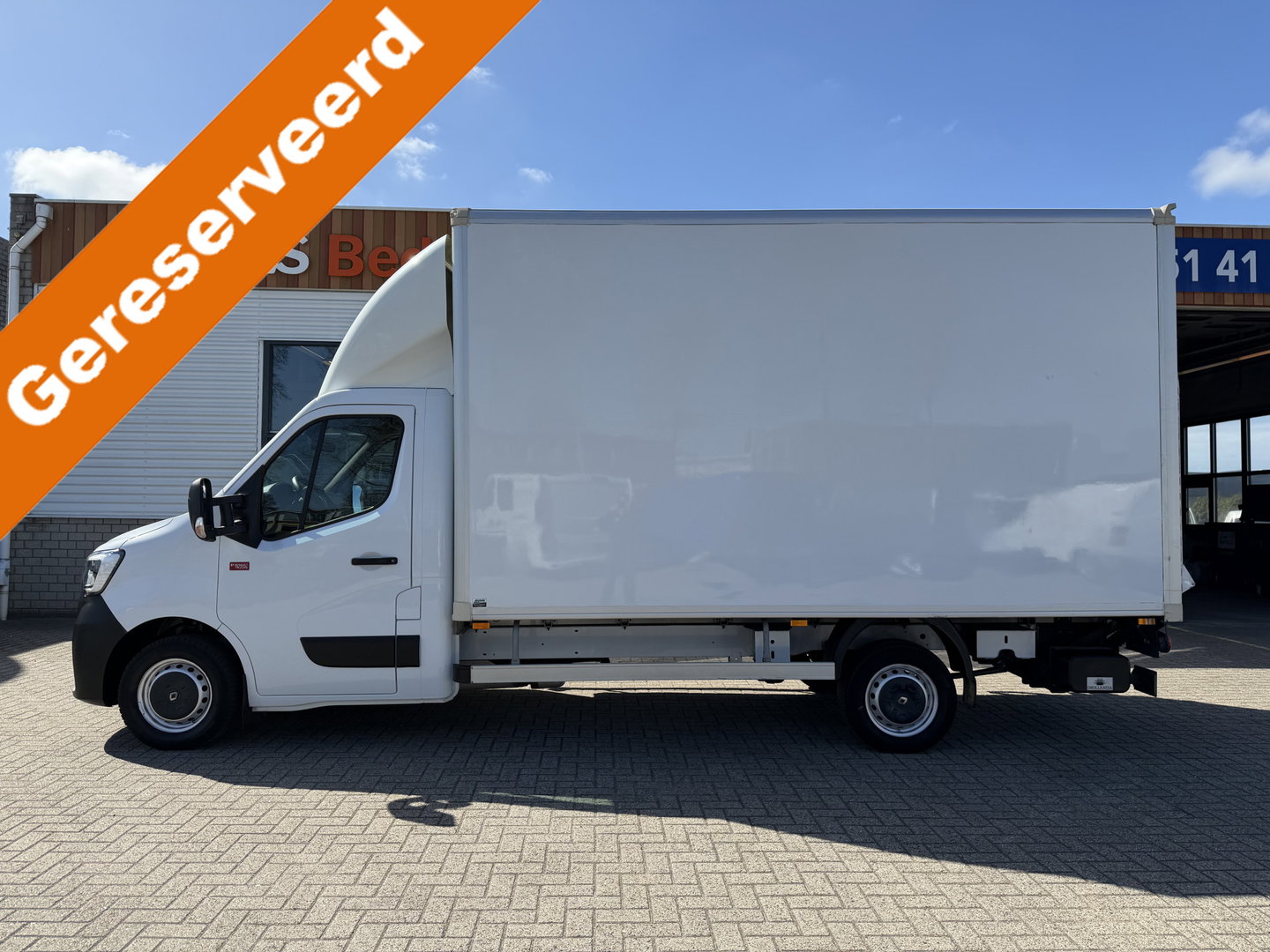 Renault Master T35 2.3 dCi 145pk L3 Energy EURO 6 / bakwagen met Dhollandia laadklep 1000 kg! / vaste prijs rijklaar € 27.850 ex btw / lease vanaf € 455 / 420 cm L x 214 cm B x 230 cm H