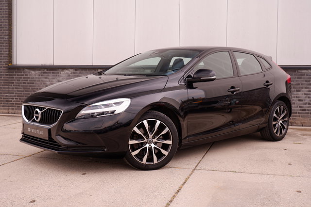 Volvo V40 - 1.5 T3 Dynamic Edition | Trekhaak | LED | Navi | Climate | Cruise | Stoelverwarming