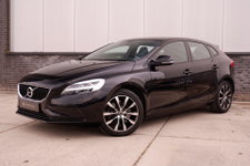 Volvo V40 - 1.5 T3 Dynamic Edition | Trekhaak | LED | Navi | Climate | Cruise | Stoelverwarming