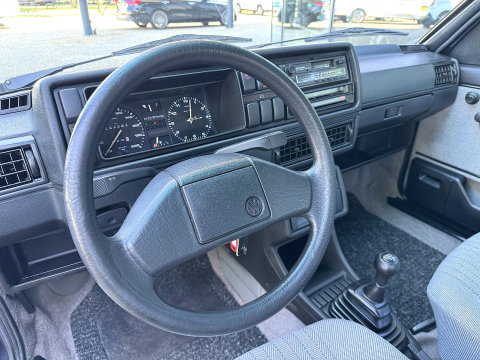 Volkswagen Golf 1.6 D CL 4+E | Uniek! | Origineel Nederlands | Ruim 32 jaar één eigenaar! |