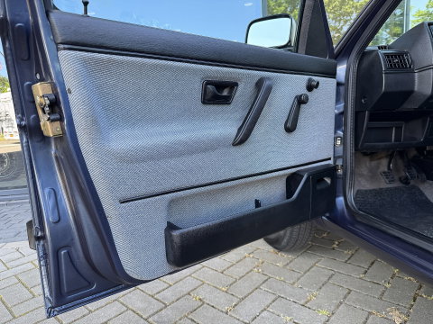 Volkswagen Golf 1.6 D CL 4+E | Uniek! | Origineel Nederlands | Ruim 32 jaar één eigenaar! |