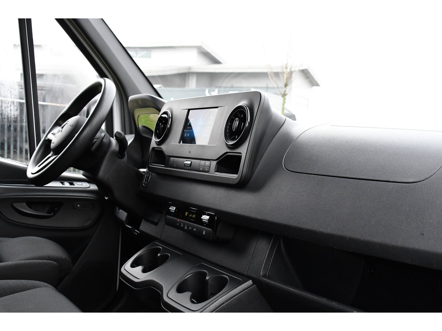 Mercedes-Benz Sprinter 317 1.9 CDI L2H2 RWD PB Edition Camera, Cruise, Carplay, 3500kg Trekhaak, 170PK, Automaat, LED,  Multimedia, UNIEK!