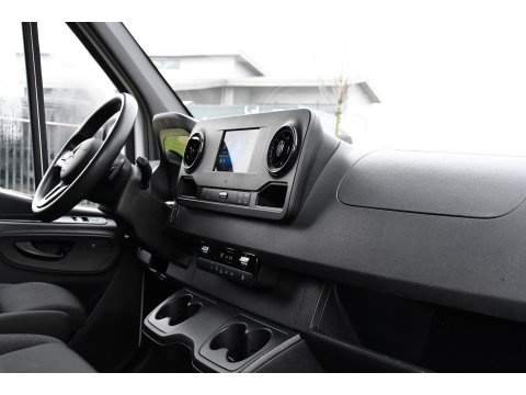 Mercedes-Benz Sprinter 317 1.9 CDI L2H2 RWD PB Edition Camera, Cruise, Carplay, 3500kg Trekhaak, 170PK, Automaat, LED,  Multimedia, UNIEK!