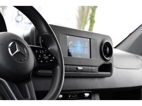 Mercedes-Benz Sprinter 317 1.9 CDI L2H2 RWD PB Edition Camera, Cruise, Carplay, 3500kg Trekhaak, 170PK, Automaat, LED,  Multimedia, UNIEK!