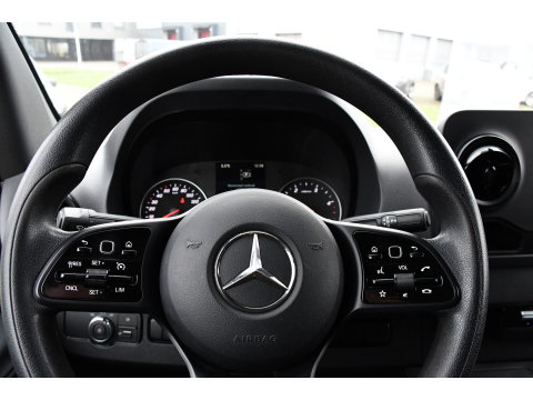 Mercedes-Benz Sprinter 317 1.9 CDI L2H2 RWD PB Edition Camera, Cruise, Carplay, 3500kg Trekhaak, 170PK, Automaat, LED,  Multimedia, UNIEK!