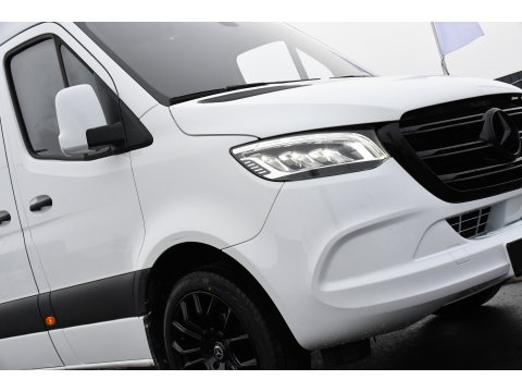 Mercedes-Benz Sprinter 317 1.9 CDI L2H2 RWD PB Edition Camera, Cruise, Carplay, 3500kg Trekhaak, 170PK, Automaat, LED,  Multimedia, UNIEK!