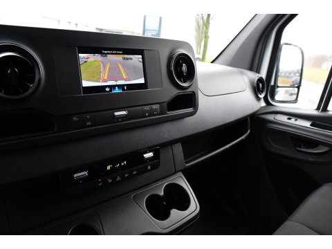Mercedes-Benz Sprinter 317 1.9 CDI L2H2 RWD PB Edition Camera, Cruise, Carplay, 3500kg Trekhaak, 170PK, Automaat, LED,  Multimedia, UNIEK!