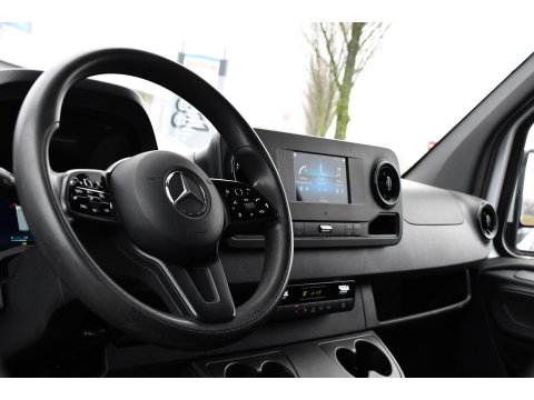 Mercedes-Benz Sprinter 317 1.9 CDI L2H2 RWD PB Edition Camera, Cruise, Carplay, 3500kg Trekhaak, 170PK, Automaat, LED,  Multimedia, UNIEK!
