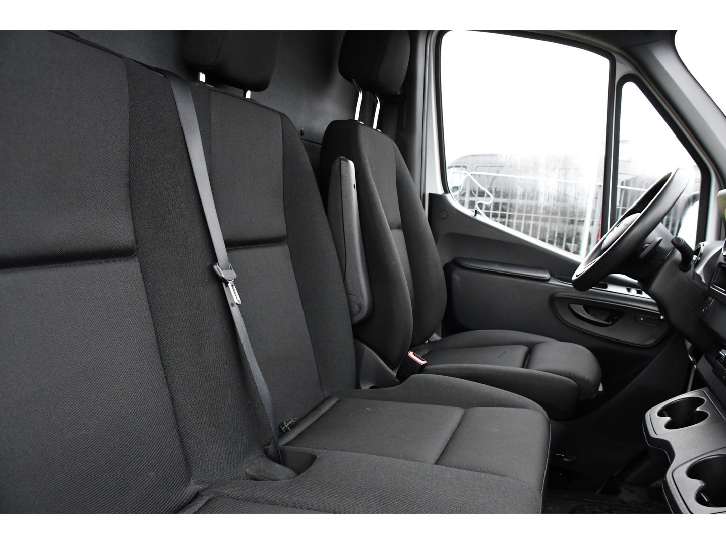 Mercedes-Benz Sprinter 317 1.9 CDI L2H2 RWD PB Edition Camera, Cruise, Carplay, 3500kg Trekhaak, 170PK, Automaat, LED,  Multimedia, UNIEK!