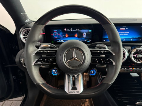 Mercedes-Benz A-Klasse AMG 45 S 4Matic+ Pano|Kuip|Burmester