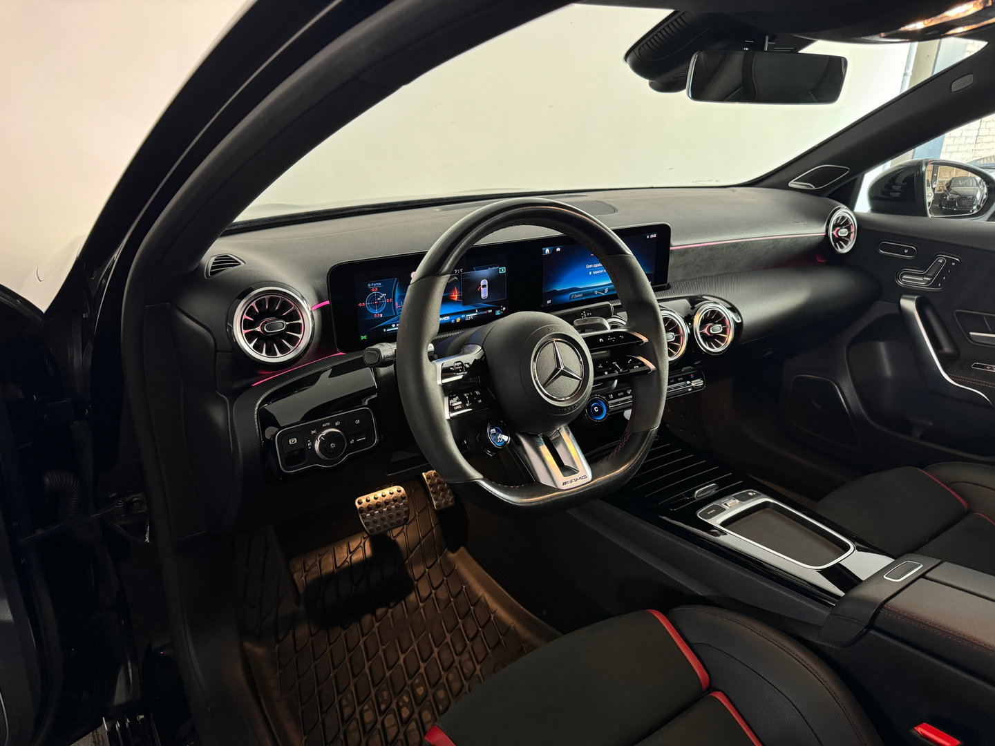 Mercedes-Benz A-Klasse AMG 45 S 4Matic+ Pano|Kuip|Burmester