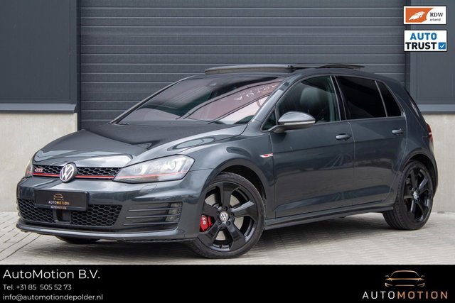Volkswagen Golf - 2.0 TSI GTI Performance PANO CAMERA LEDER ACC