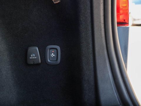 Volvo V60 T6 AWD Plus Dark Pano 360 Cam Trekh. Harman Kardon 19''