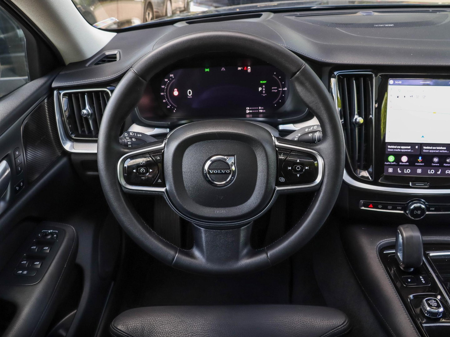 Volvo V60 T6 AWD Plus Dark Pano 360 Cam Trekh. Harman Kardon 19''