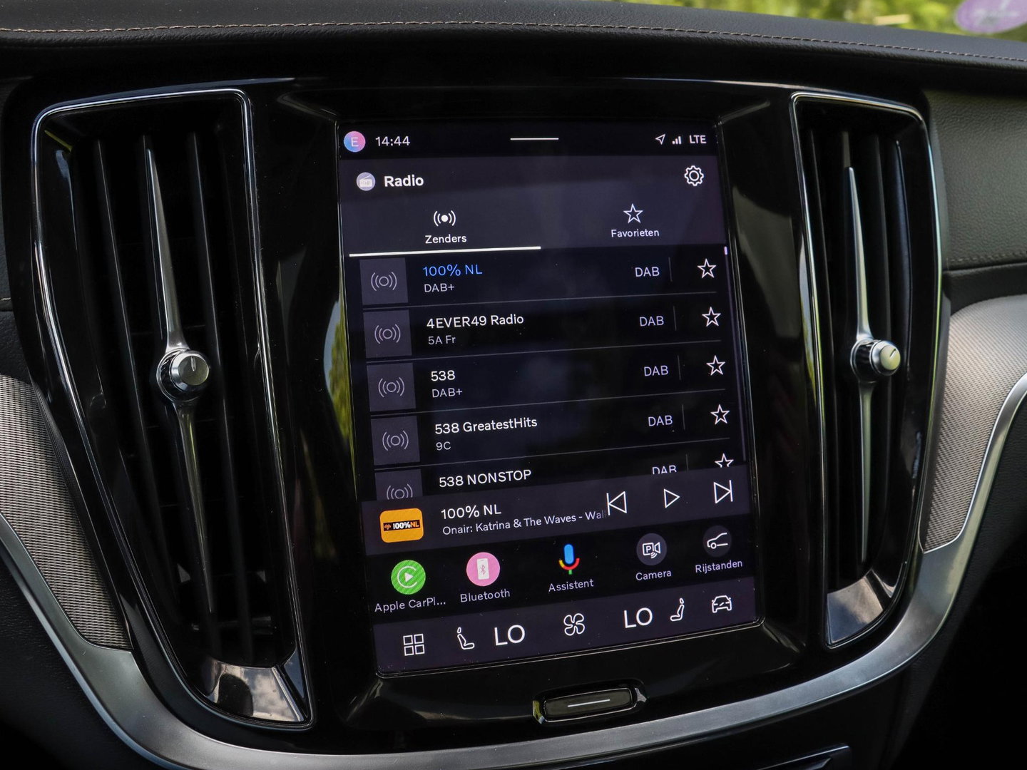 Volvo V60 T6 AWD Plus Dark Pano 360 Cam Trekh. Harman Kardon 19''