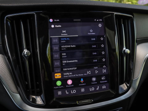 Volvo V60 T6 AWD Plus Dark Pano 360 Cam Trekh. Harman Kardon 19''