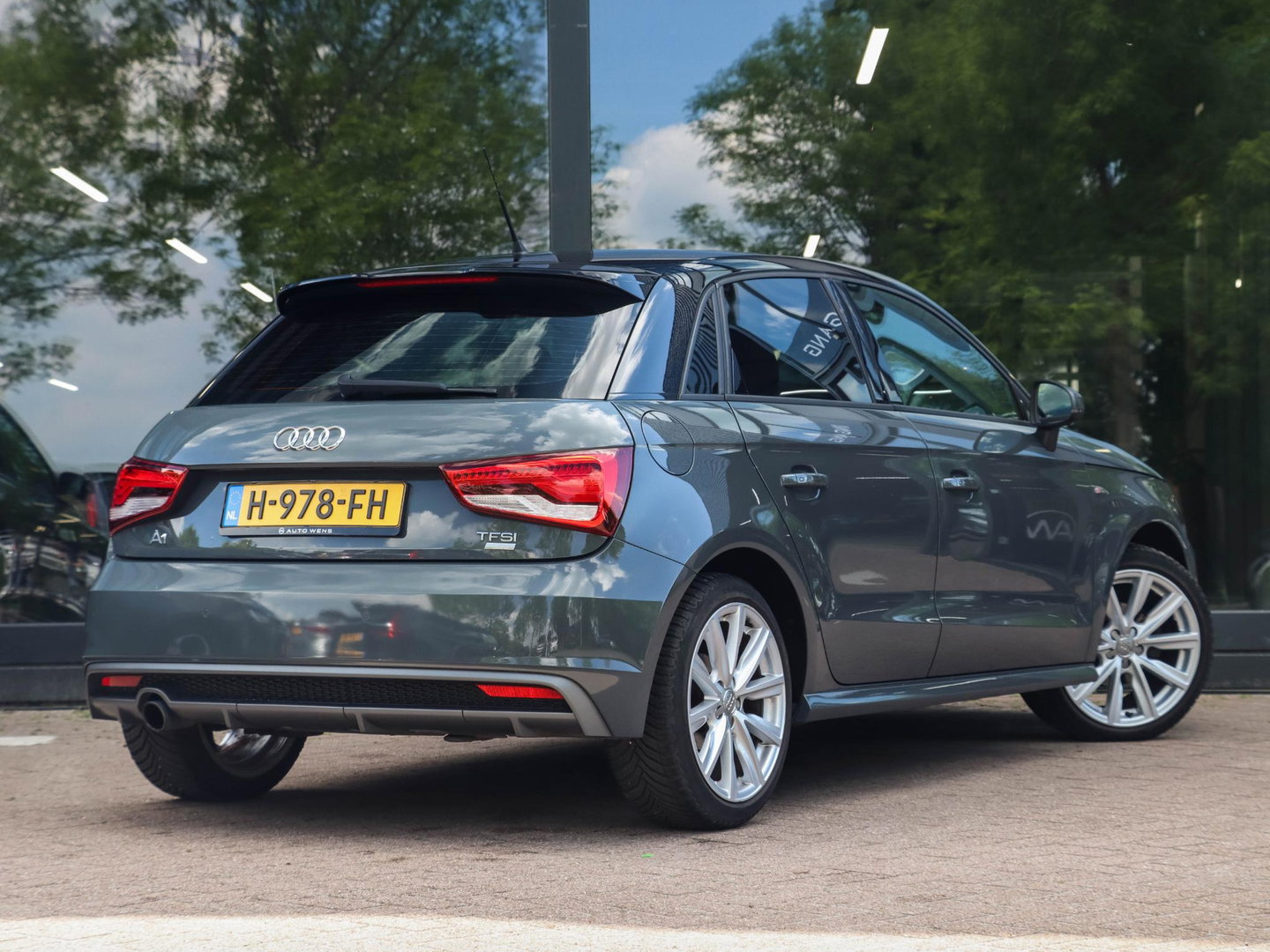 Audi A1 Sportback 1.0 TFSI Sport S line Edition Clima PDC Stoelverwarming