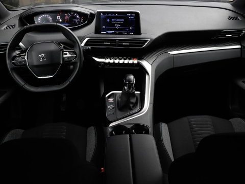 Peugeot 3008 1.2 PureTech Active | Stoelverwarming | Navigatie via Carplay